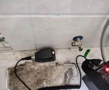 陆河屋顶漏水维修公司分享下卫生间漏水的危害及解决方法